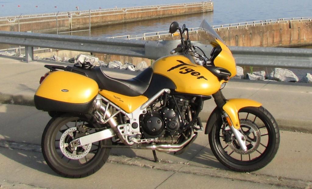 2005 Triumph Tiger 955i