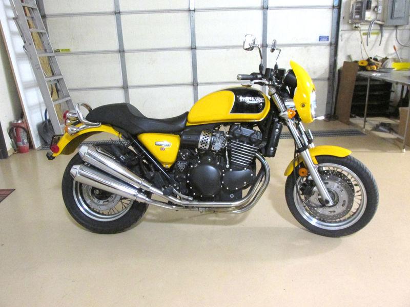 1998 triumph thunderbird