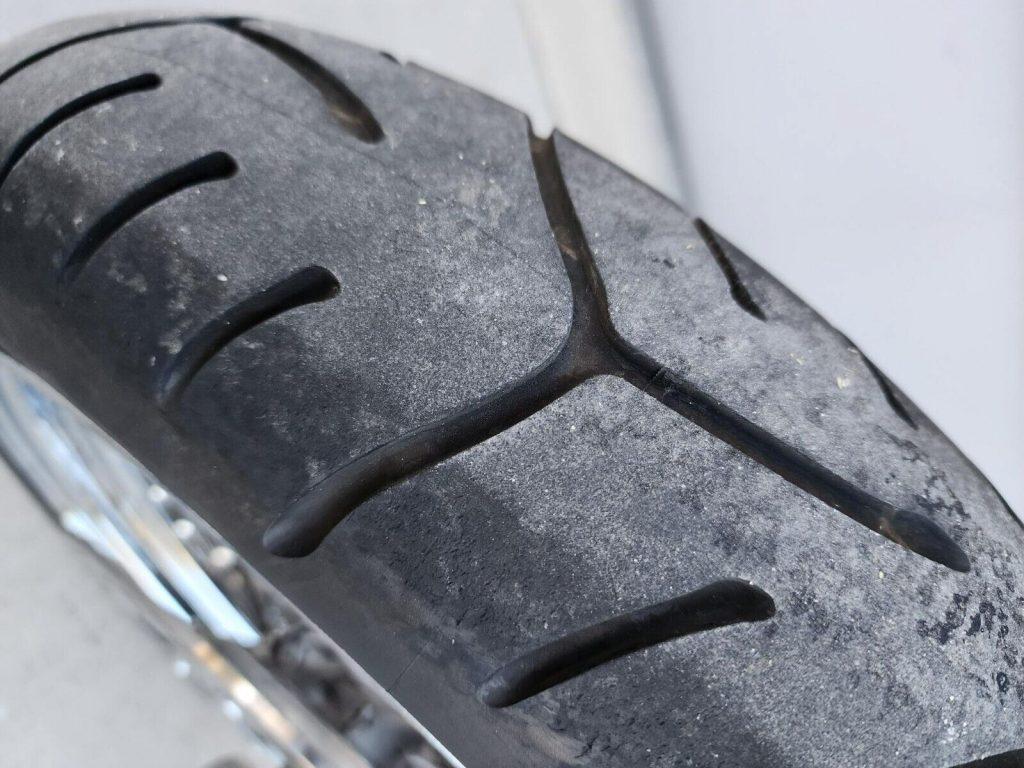 2000 Triumph Thunderbird