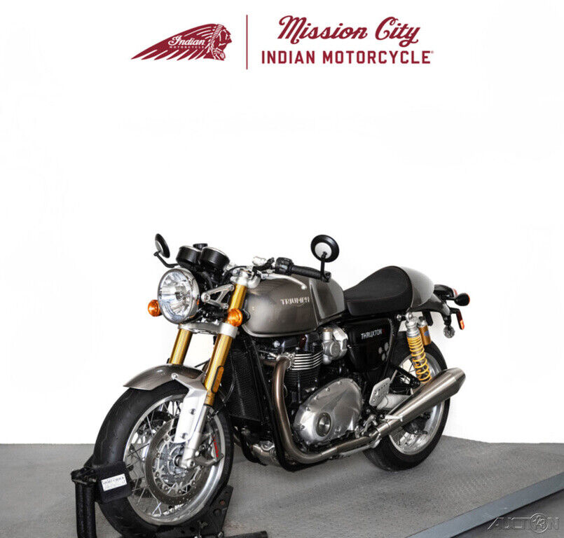 2018 Triumph Thruxton 1200 R Silver Ice