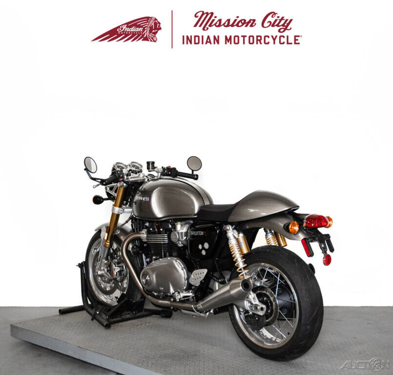 2018 Triumph Thruxton 1200 R Silver Ice