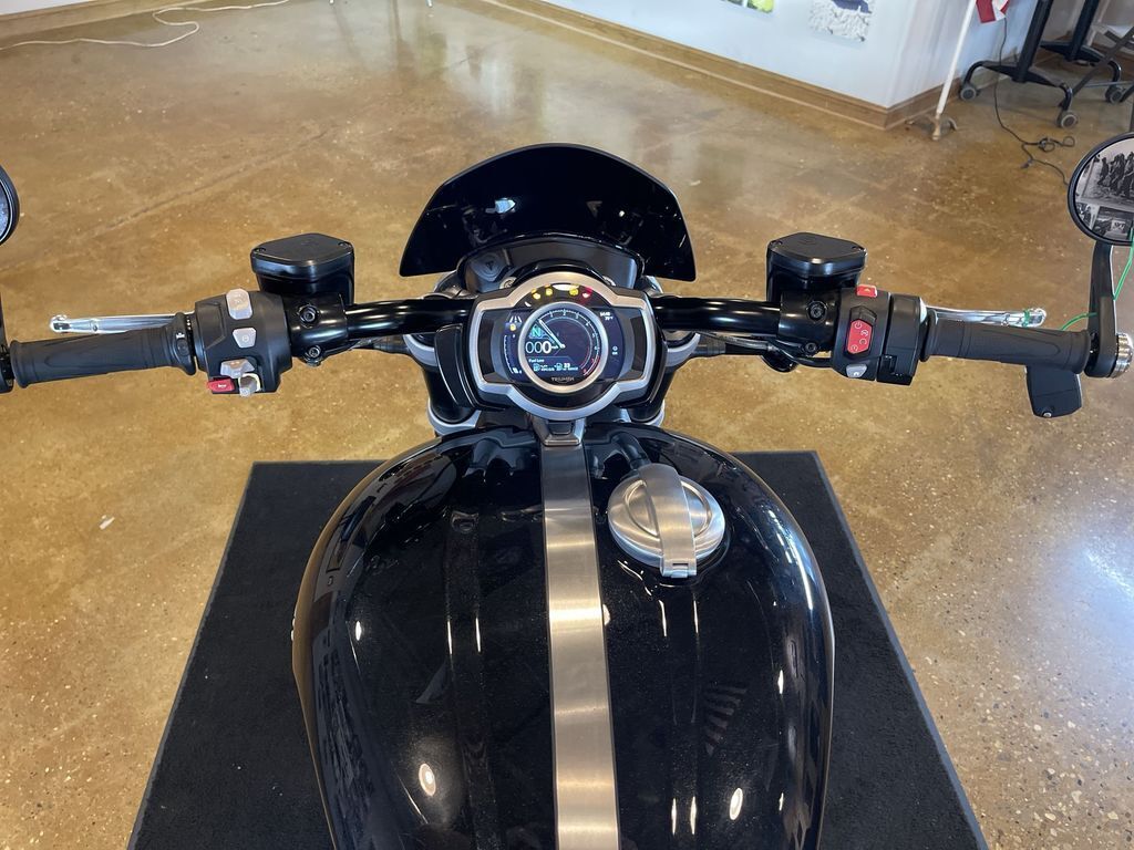 2021 Triumph Rocket 3 R Korosi Red