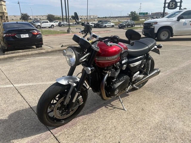 2022 Triumph Speed Twin Red Hopper