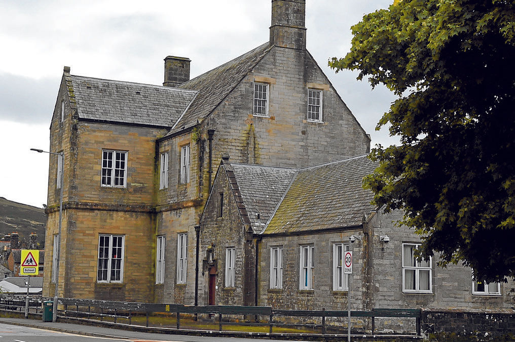 Community group set to revitalise derelict school