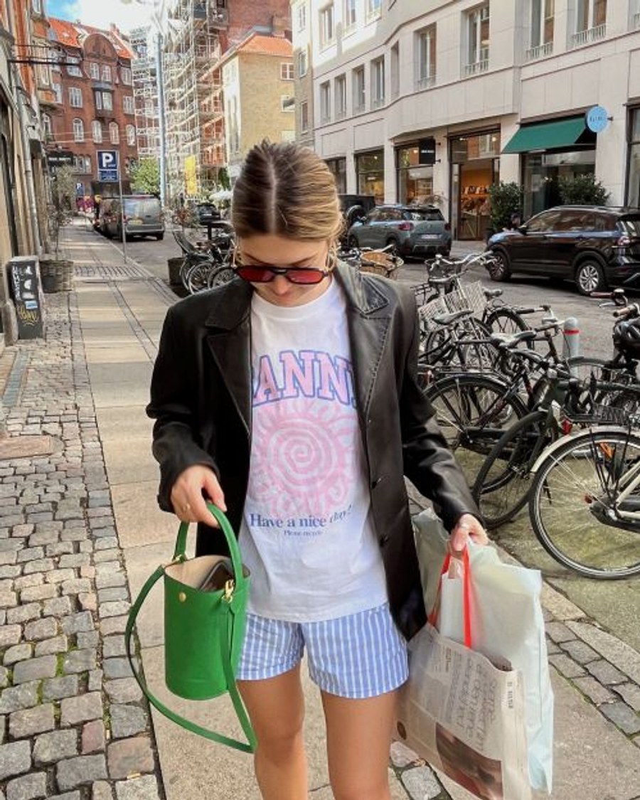 The city shopping look