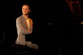Mozart, one piano show