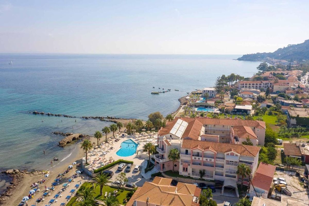 Xenos Kamara Beach 2*+