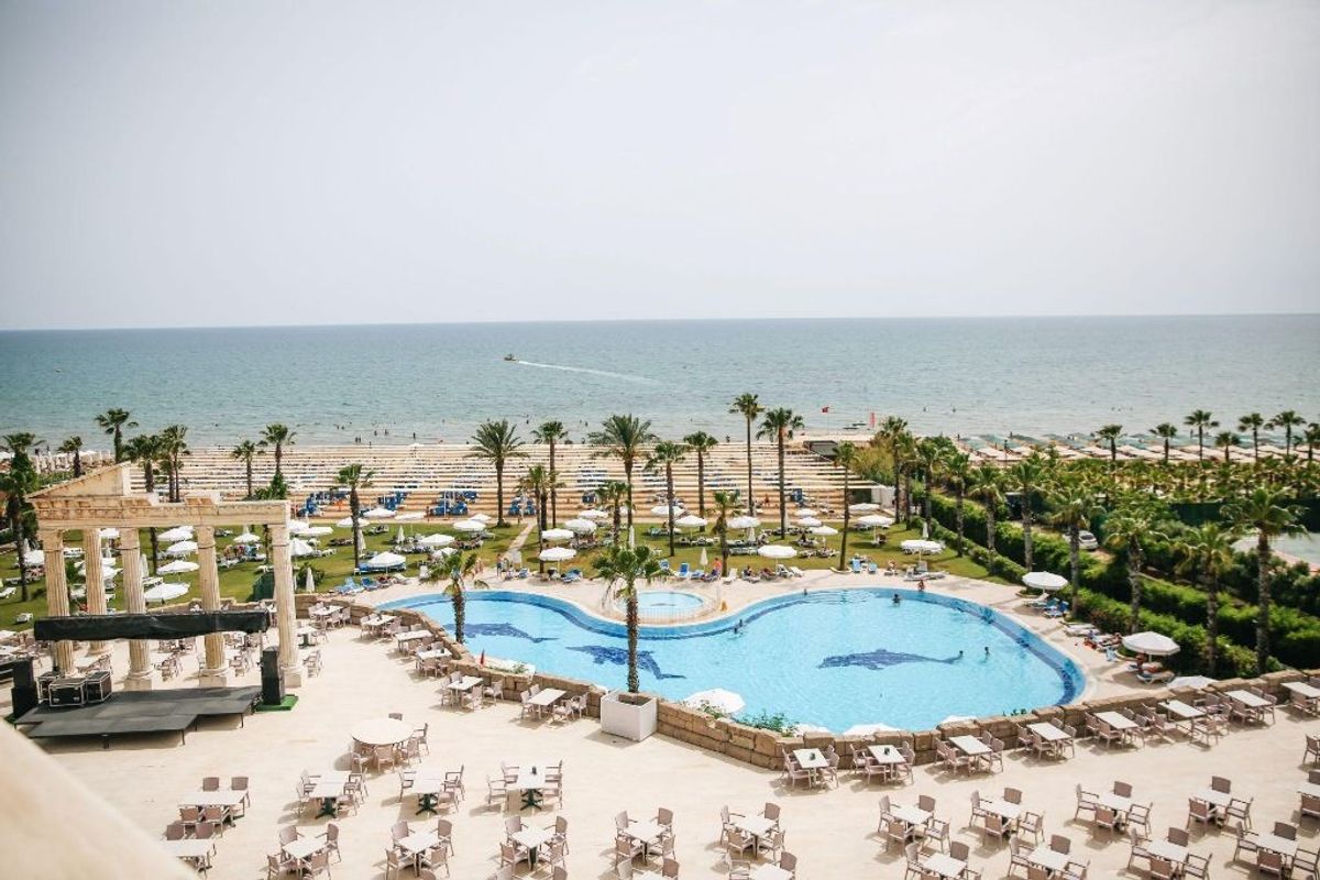 Cesars Side by Blue Sea 5*