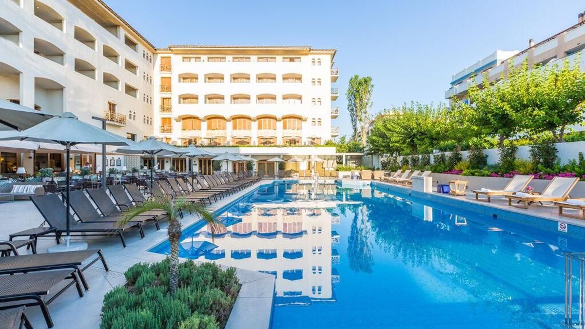 Theartemis Palace 4*