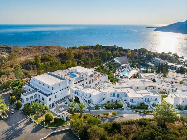 LINDOS VILLAGE RESORT & SPA  5*