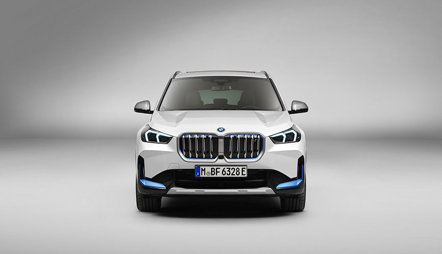 iX1 LWB