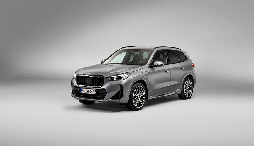 iX1 LWB