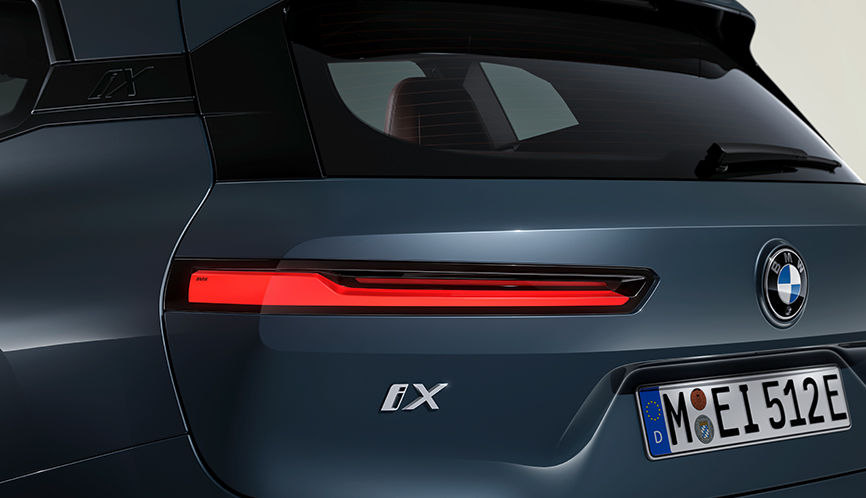 iX 