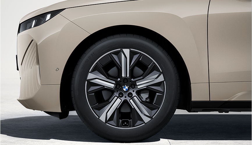 BMW iX xDrive60