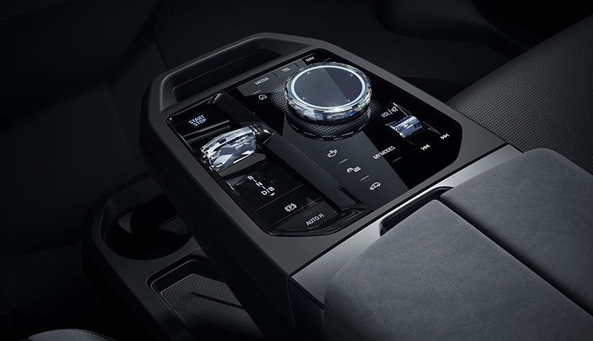 BMW iX M70 xDrive
