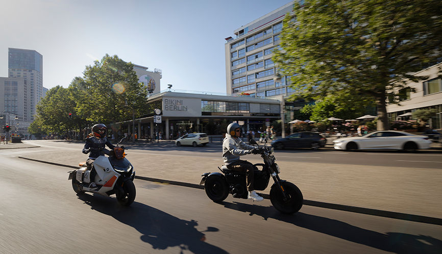 BMW CE 04 & CE 02