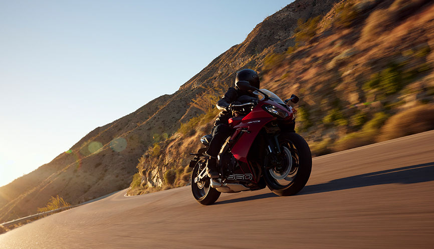 Triumph Daytona 660