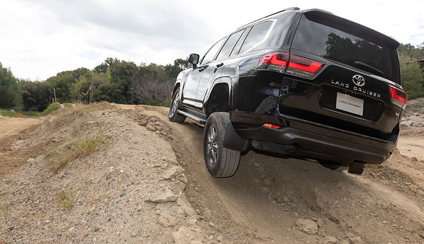 2025 Toyota Land Cruiser 300