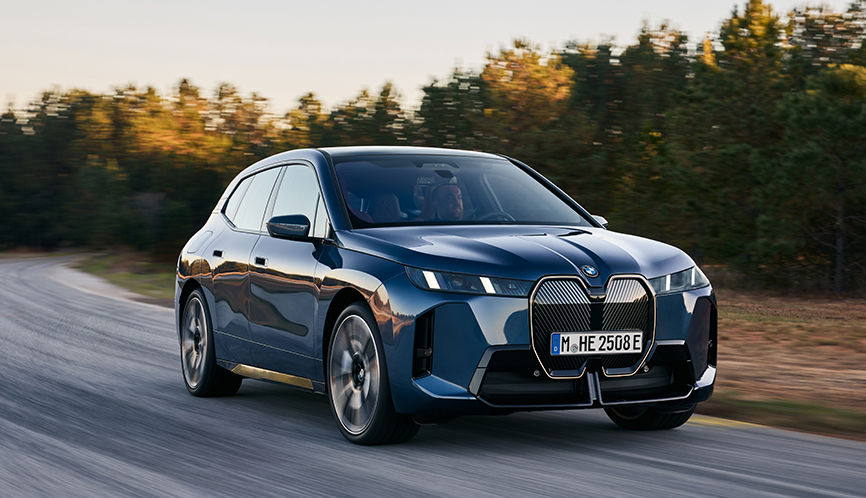 BMW iX: A New Era in Electric Luxury and Performance 