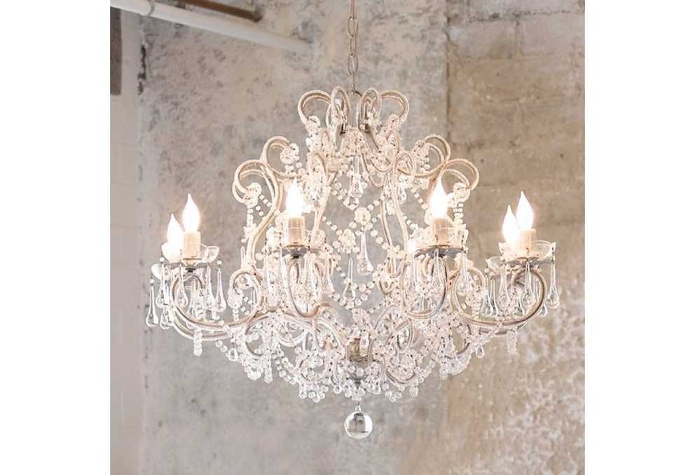 Featured Image of Shabby Chic Chandeliers