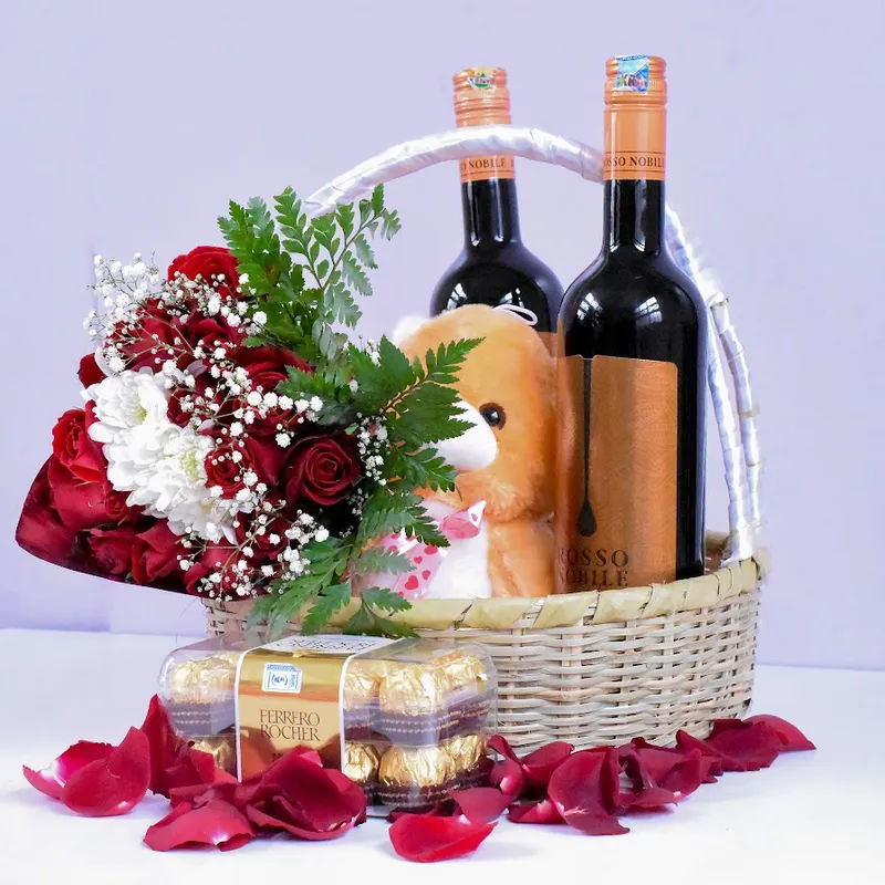 Rosso Nobile and flowers gift set liquor - Drinks Vine in Kenya