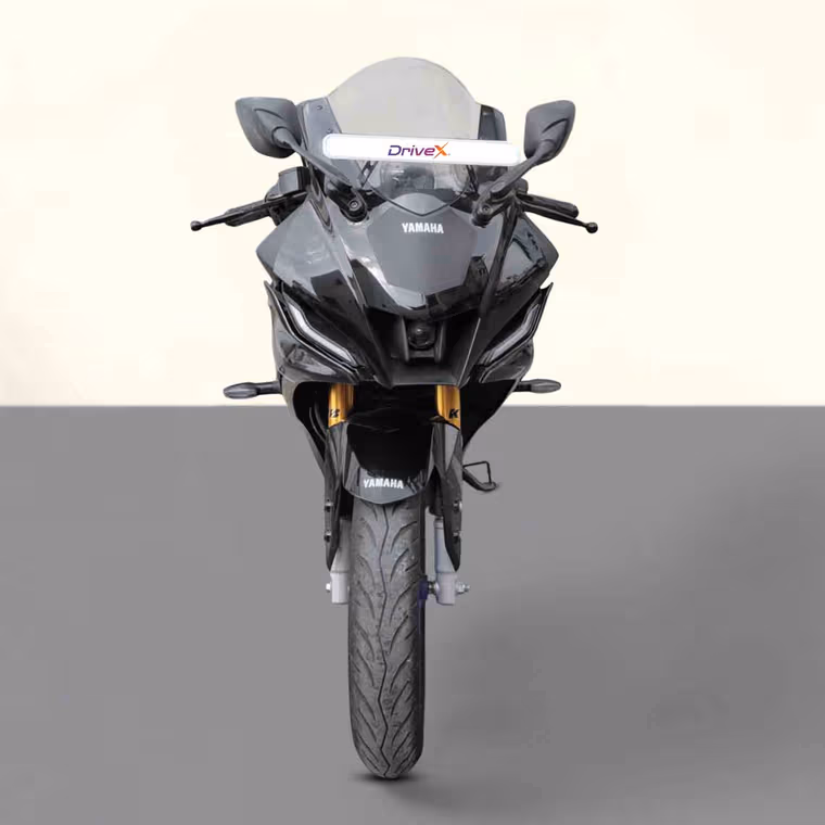 Yamaha R15M STD