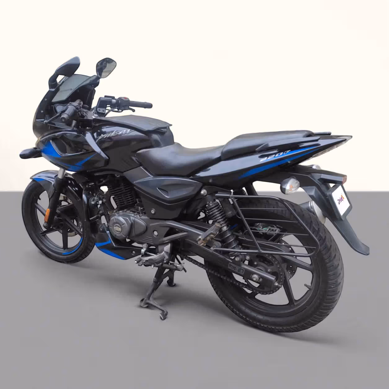 Bajaj Pulsar 220F