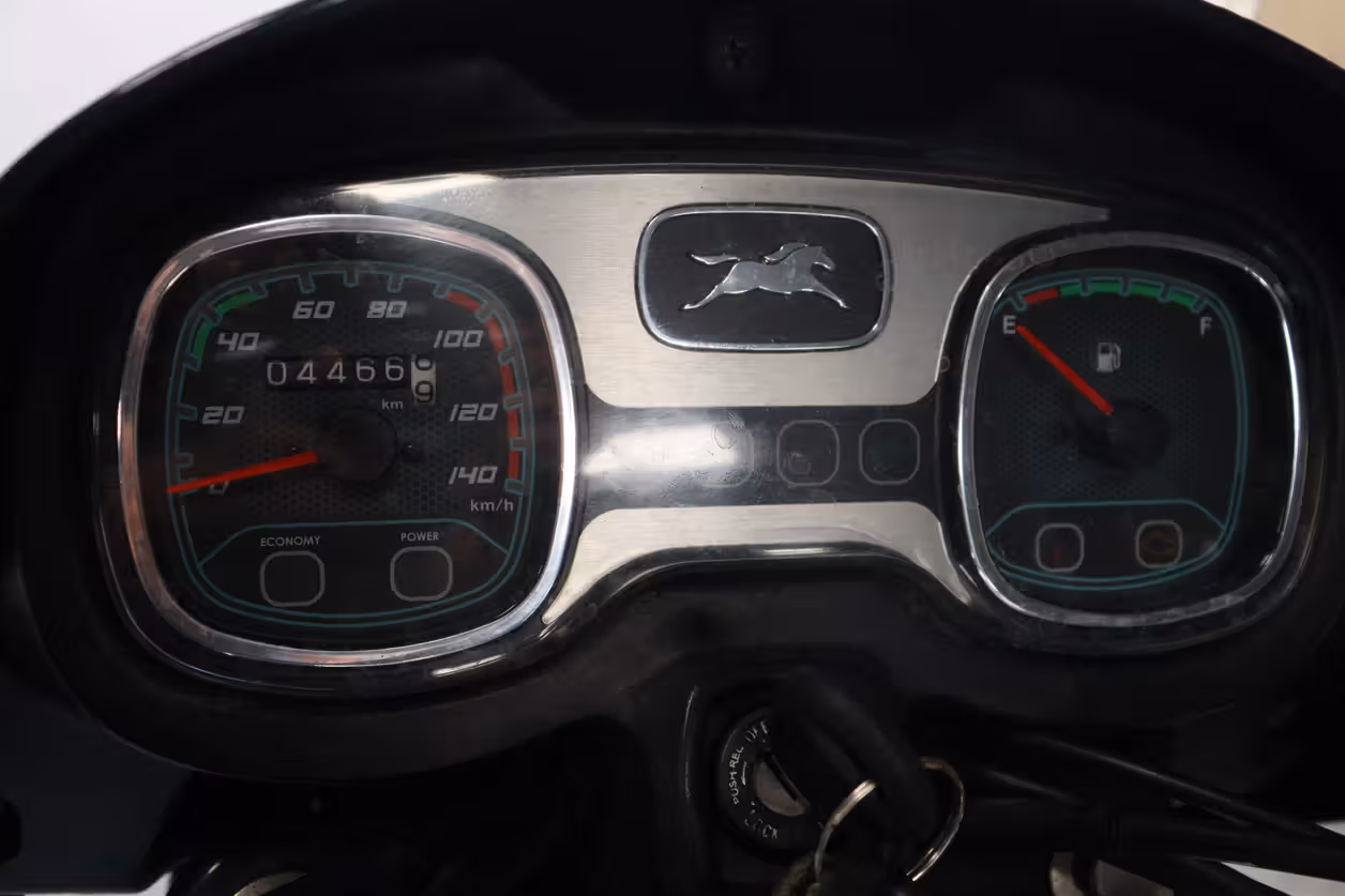 TVS Radeon 110 Base Edition