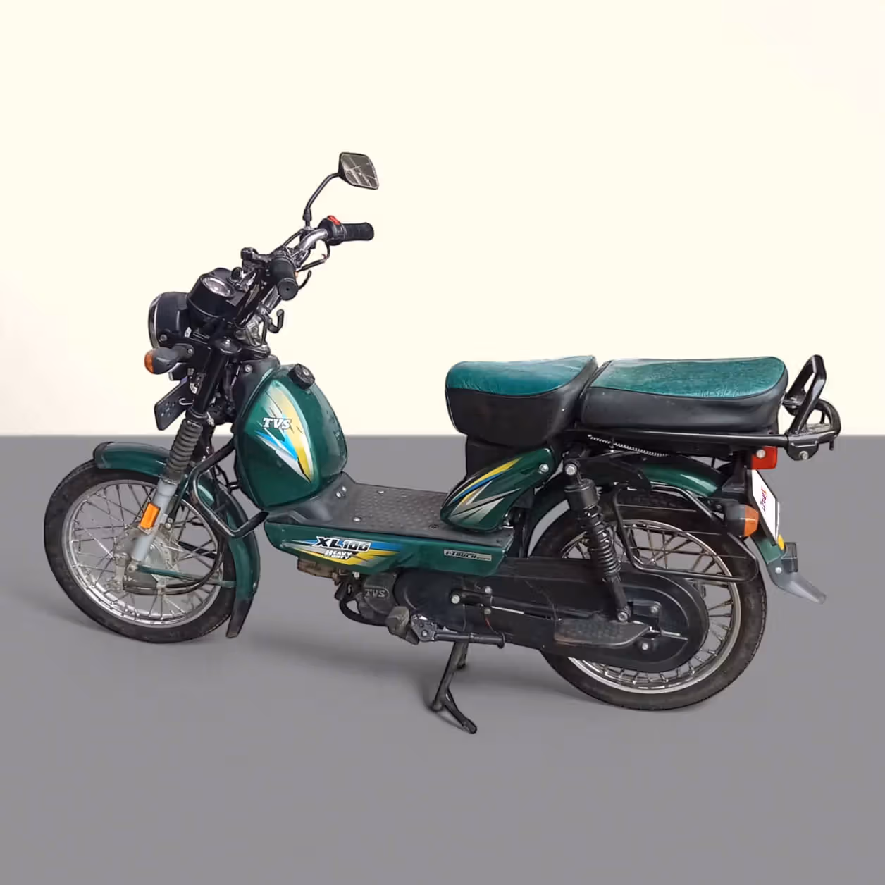 TVS XL 100 Heavy Duty I-Touch Start