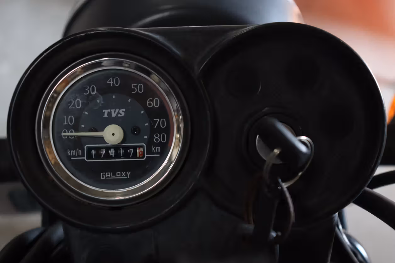 TVS XL 100 Heavy Duty I Touch Start