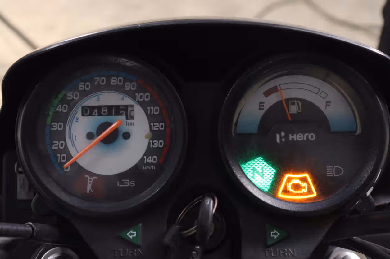 Hero Splendor Plus 100 Black And Accent Edition