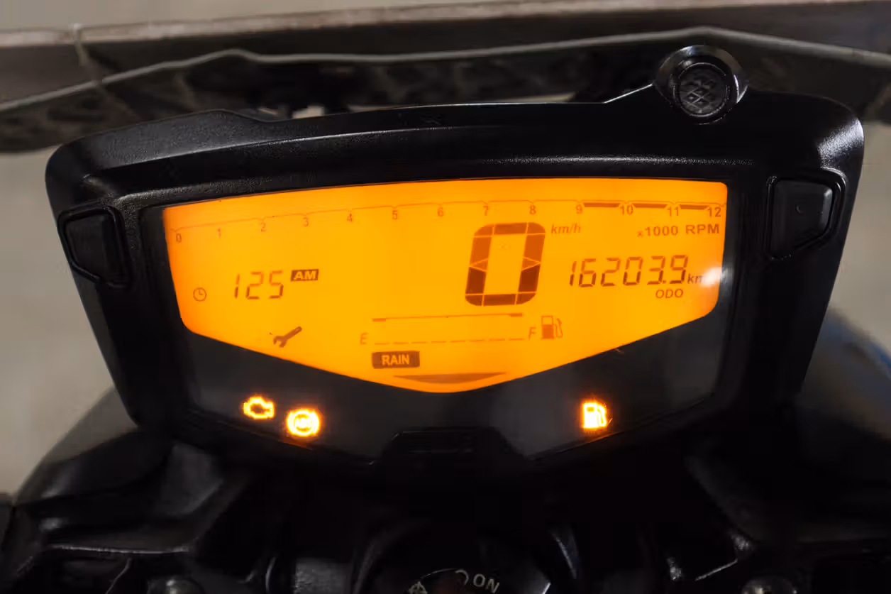 TVS Apache RTR 160 4V FI