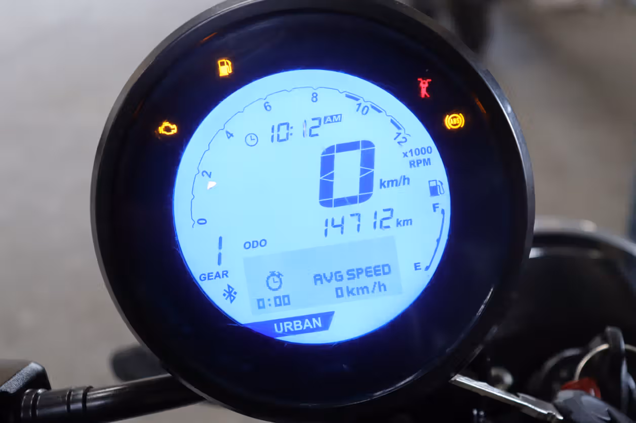 TVS Ronin Base Lightning Black