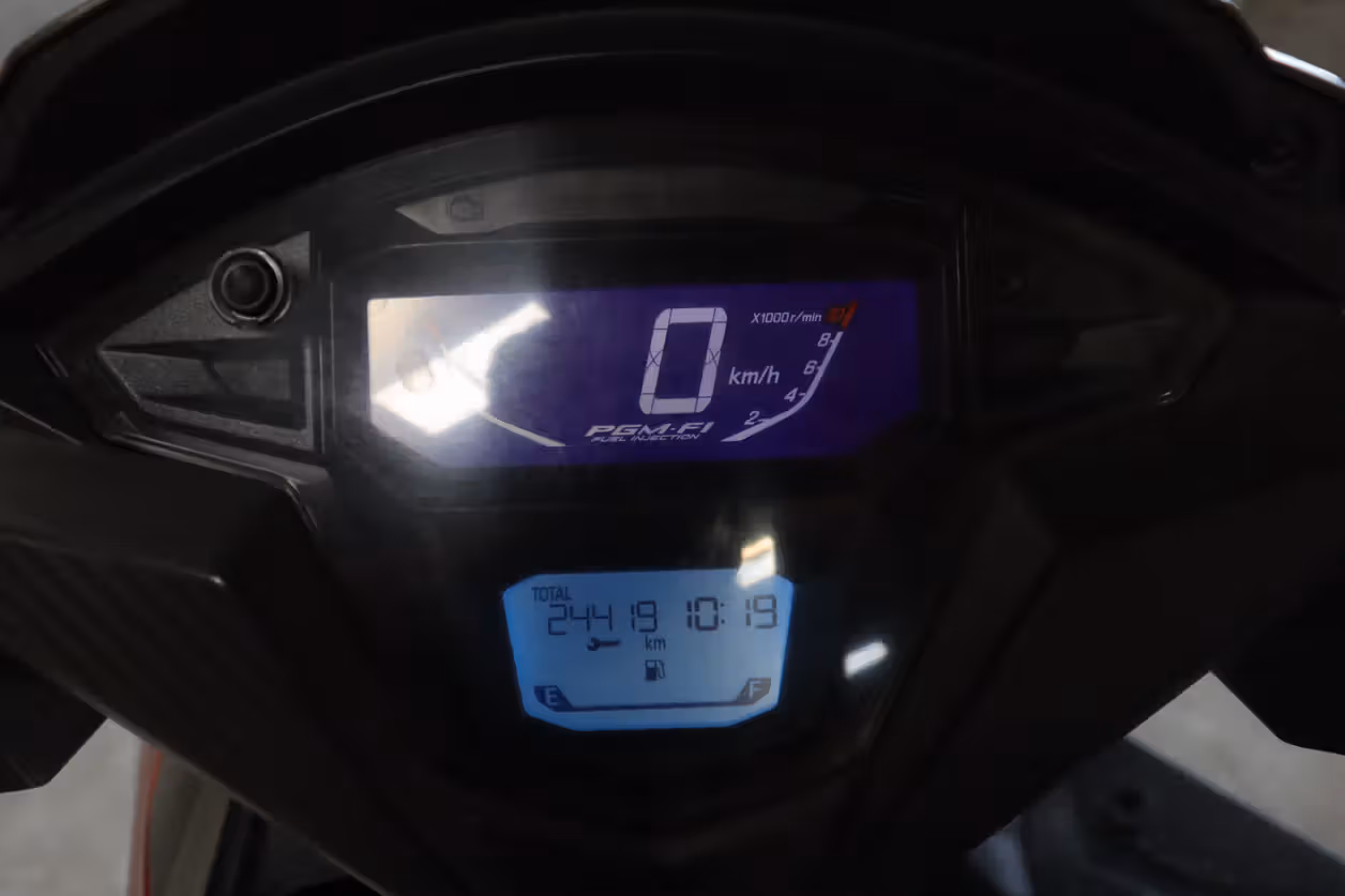 Honda DIO 125 DLX