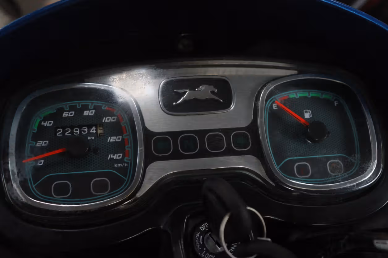 TVS Radeon 110 Base Edition