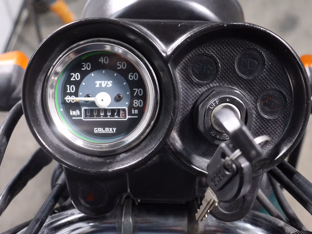 TVS XL 100 Heavy Duty I Touch Start