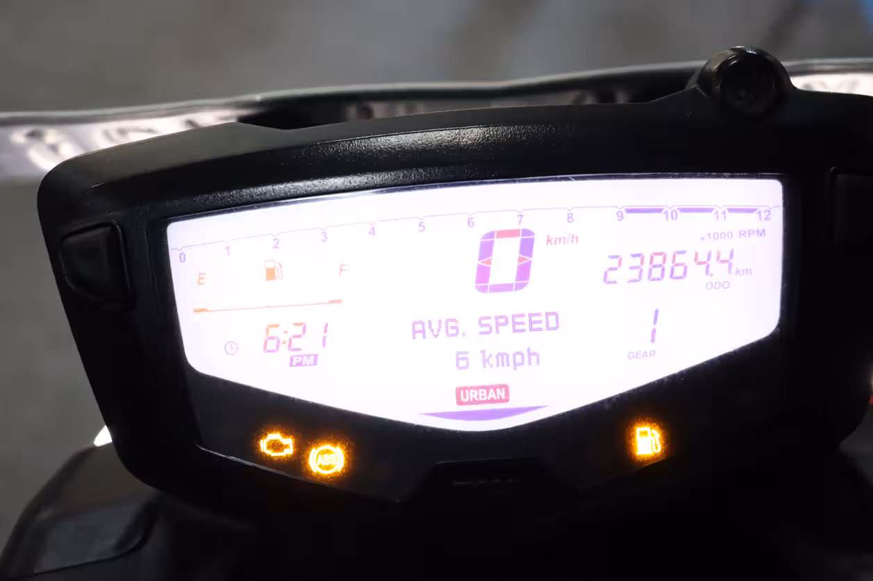 TVS Apache RTR 200 4V