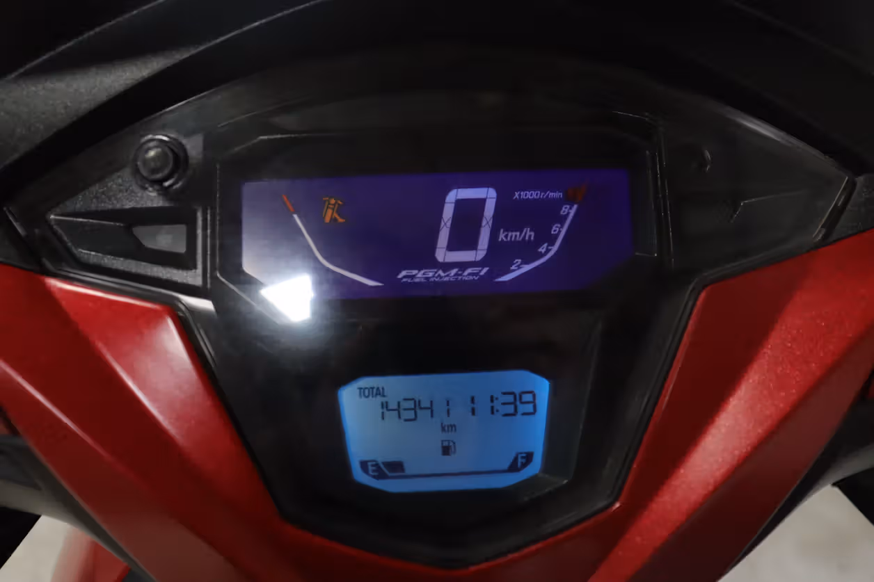 Honda DIO 125 DLX