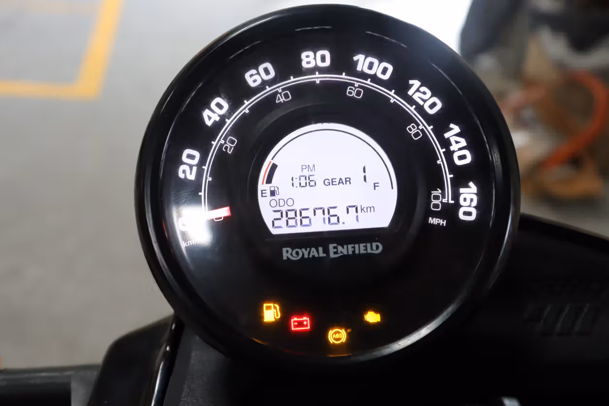 Royal Enfield Scram 411 Blazing Black