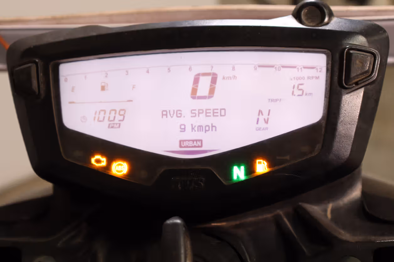 TVS Apache RTR 160 4V FI