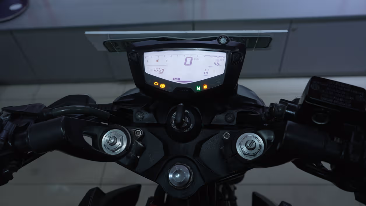 TVS Apache RTR 200 4V