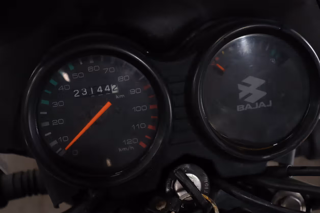 Bajaj CT 125X Drum