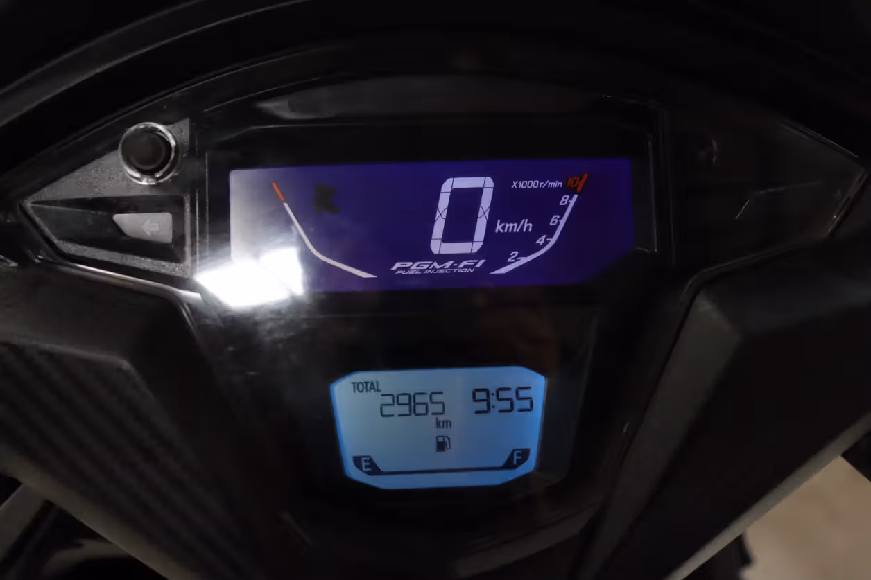 Honda DIO 125 DLX