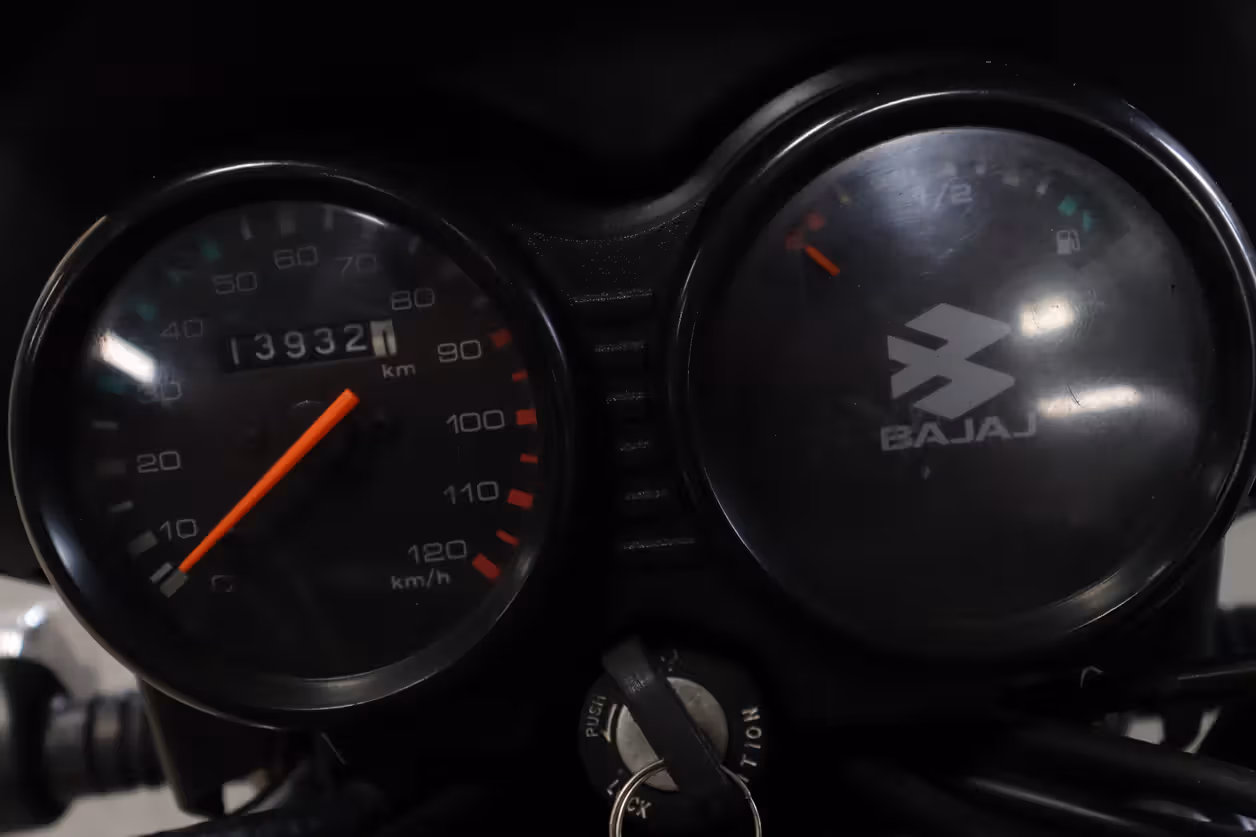 Bajaj CT 125X Drum