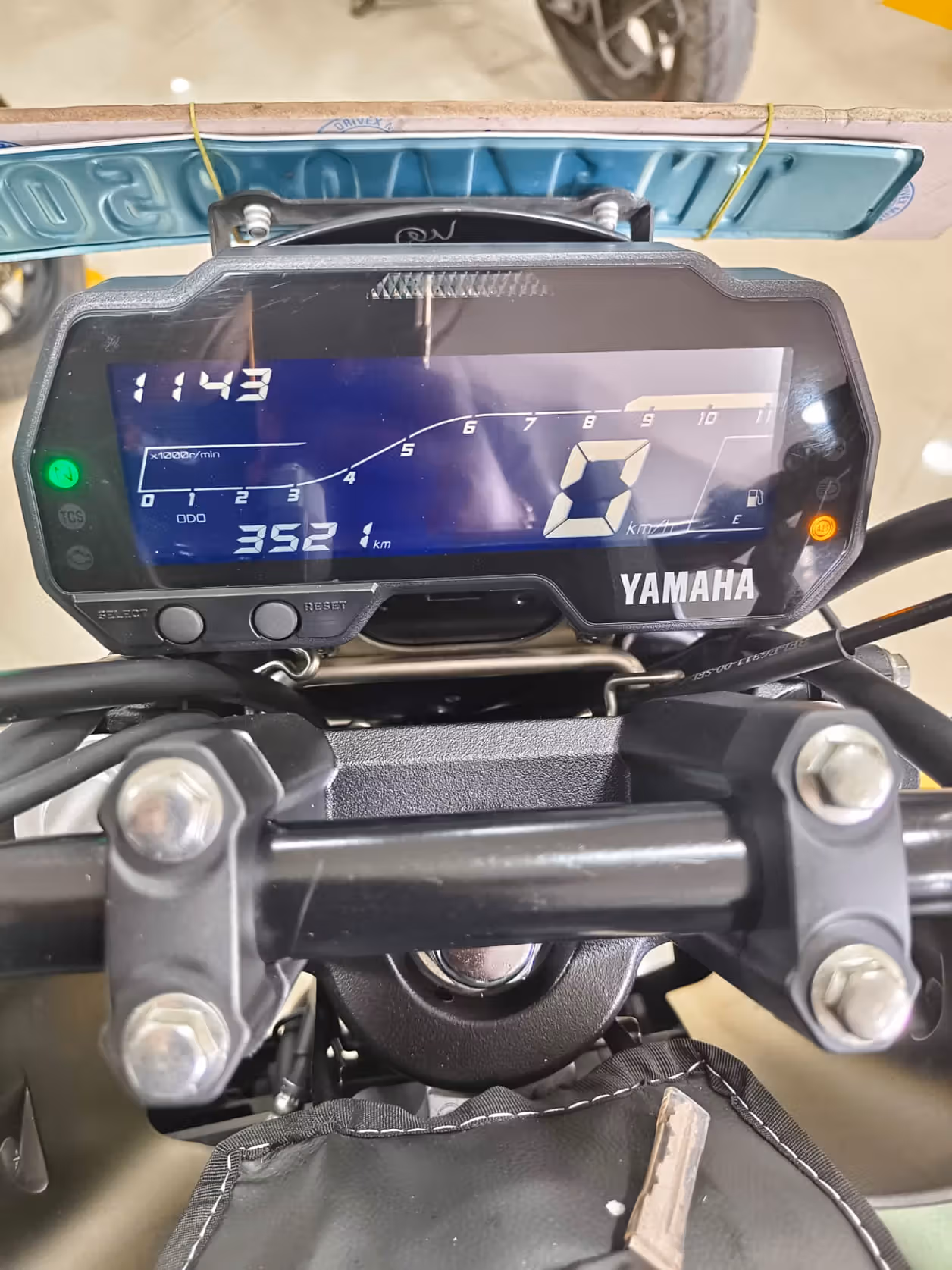 Yamaha FZS
