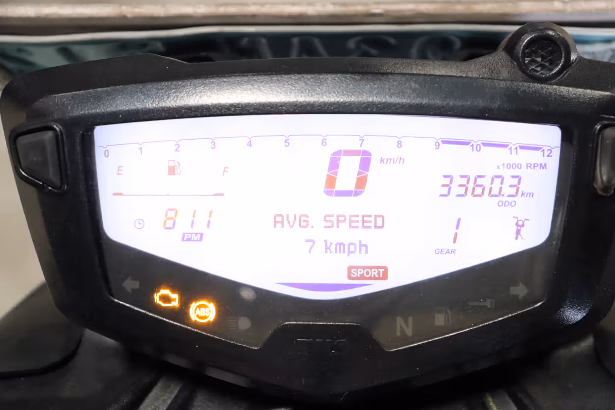 TVS Apache RTR 200 4V