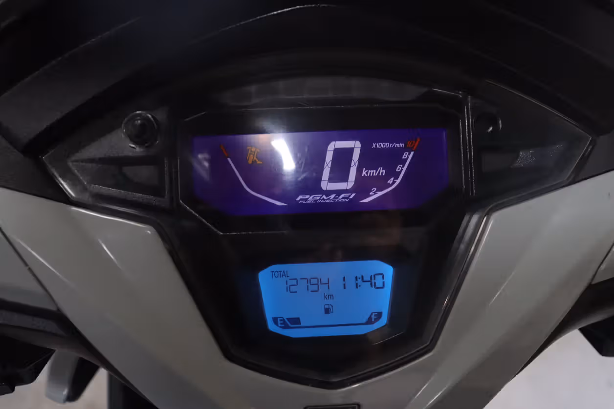 Honda DIO 125 DLX