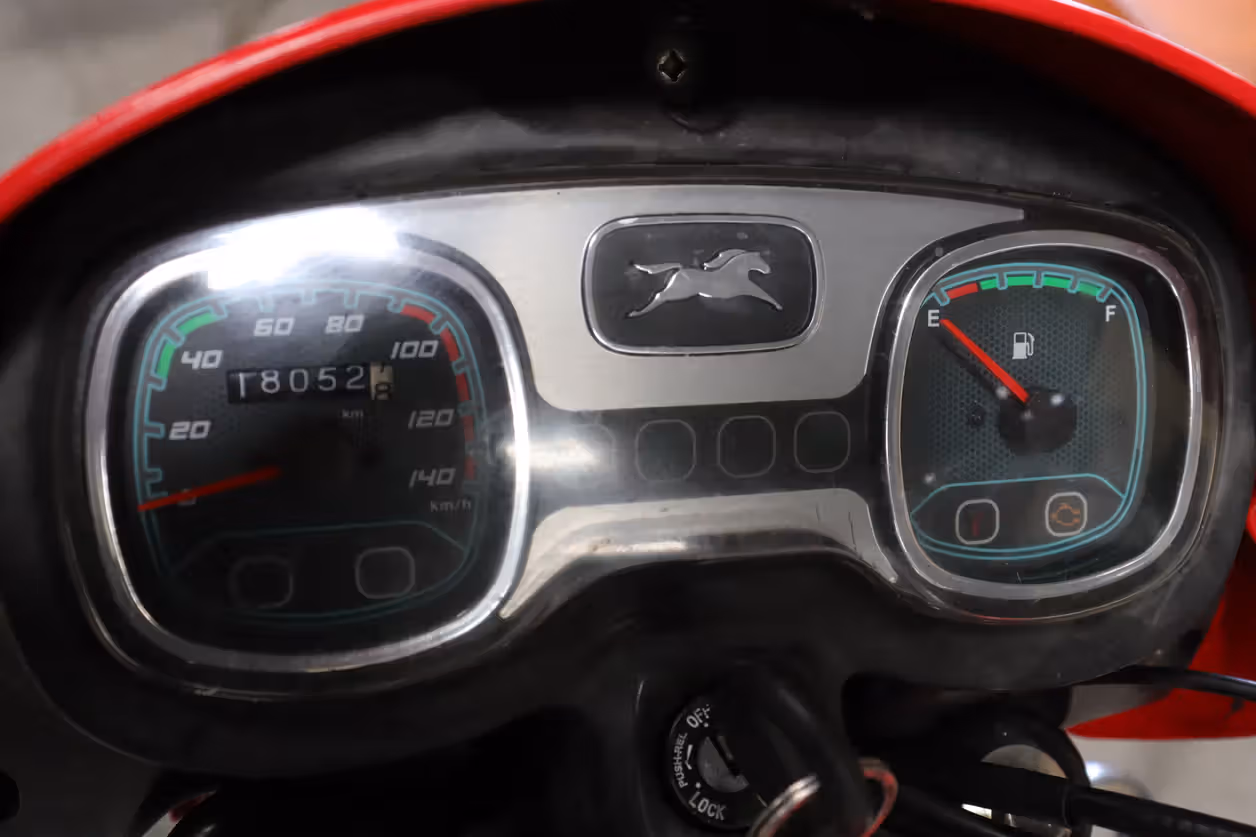 TVS Radeon 110 Base Edition