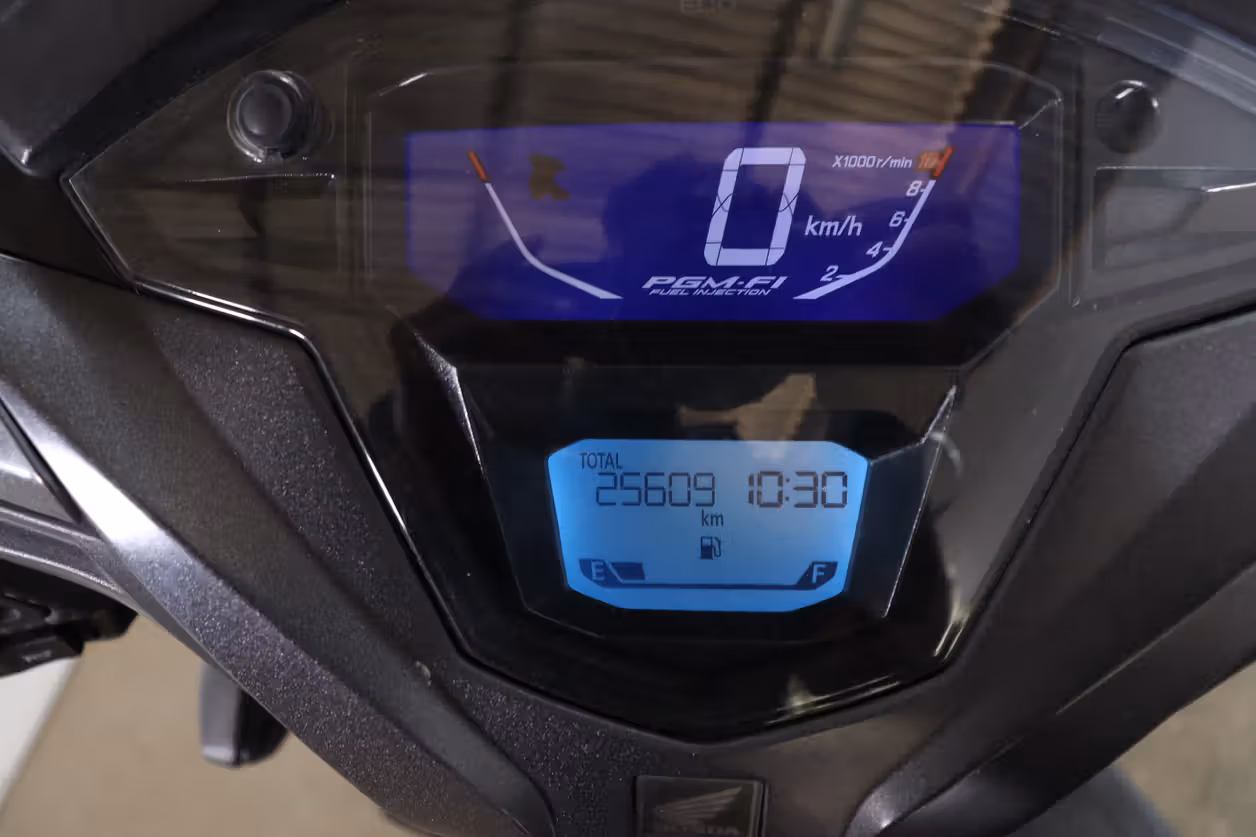 Honda DIO 125 DLX