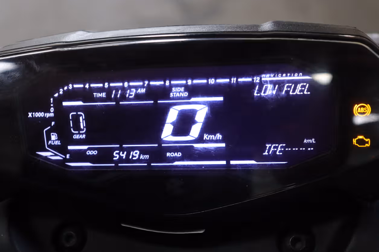 Bajaj Pulsar N250 Dual Channel